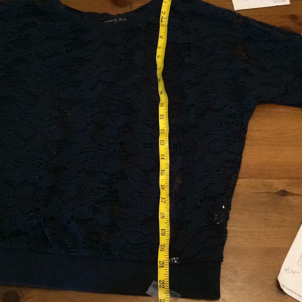 πHPπAtmosphere patterned lace top size 10 - Picture 6 of 6